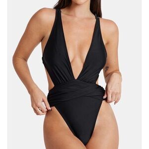 Cupshe x Jojo Fletcher‎ Mindful Souls Deep Onyx Plunge One Piece Medium Black